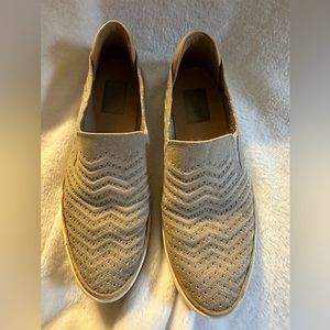 GUC Ugg Slip Ons. Size 9.5 Women’s.
